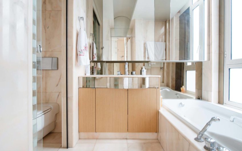HÔTEL PARTICULIER OCDE « VENDU »