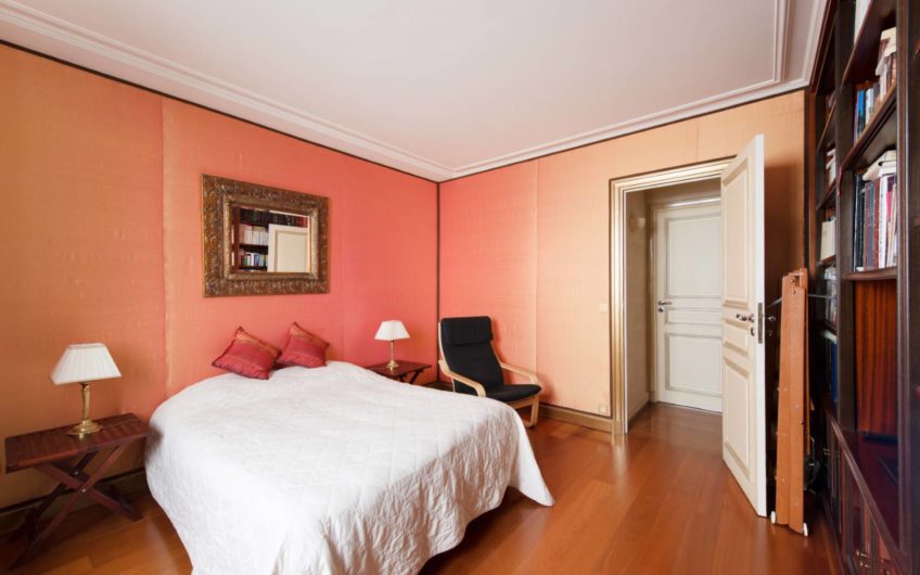 HÔTEL PARTICULIER OCDE « VENDU »