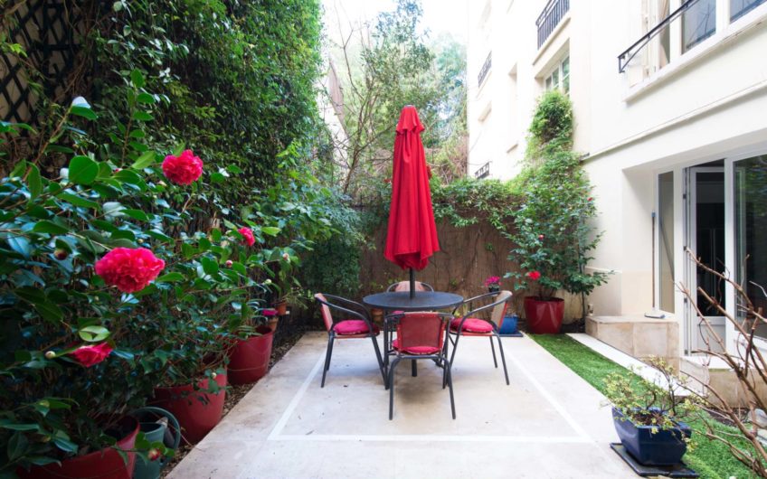 HÔTEL PARTICULIER OCDE « VENDU »
