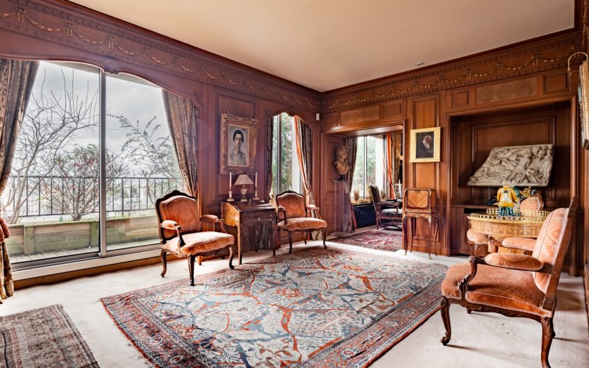 PENTHOUSE TERRASSE ARC DE TRIOMPHE