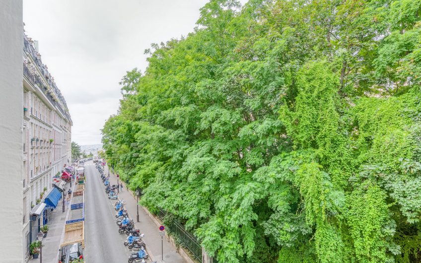 MONTMARTRE